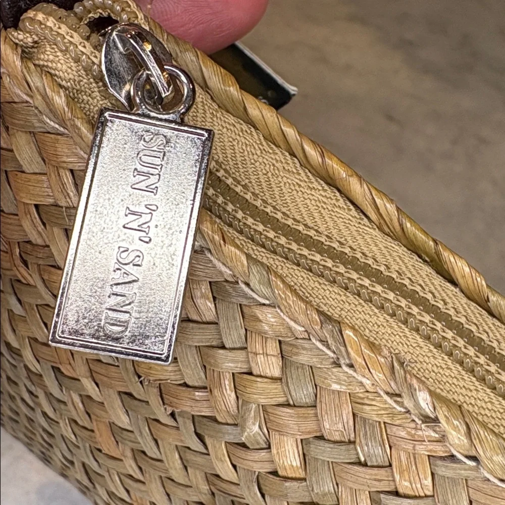 Sun n Sand Woven Straw Wristlet Clutch Pearl Beaded Starfish Summer
